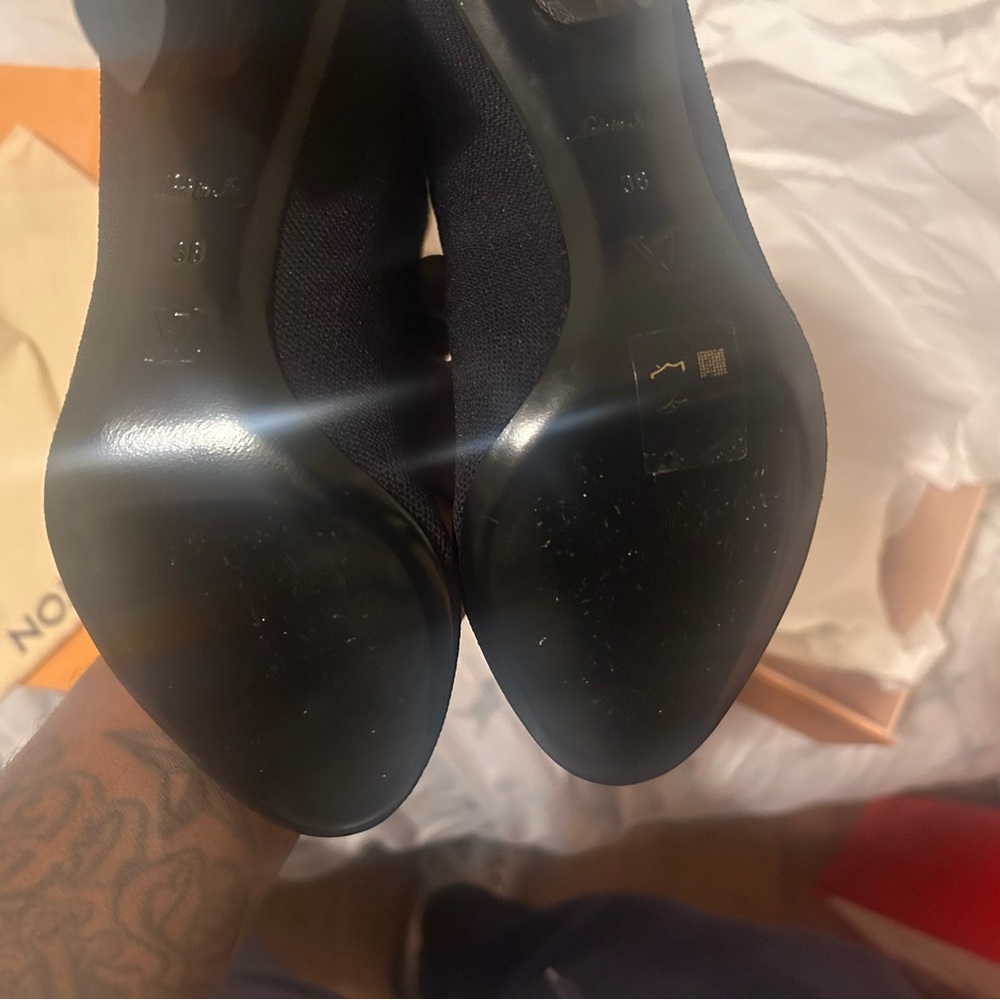 Louis Vuitton knit ankle boots sz 38 euro size 38 women’s - Picture 6 of 16